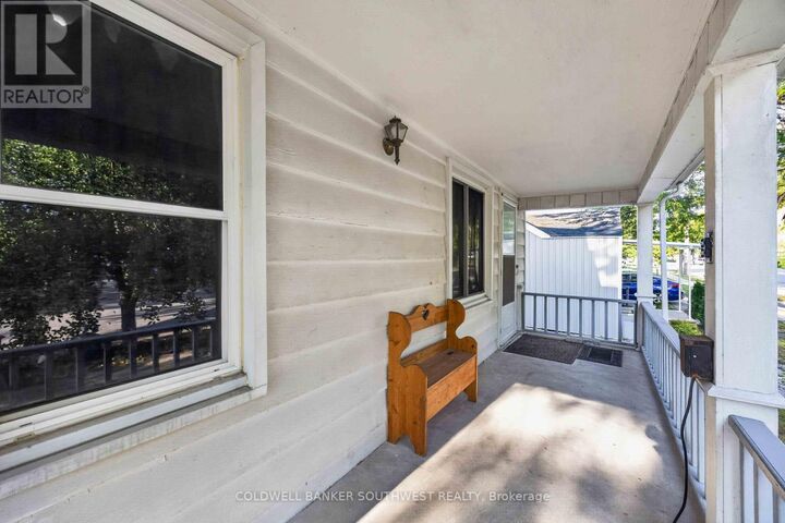 Property Photo:  181 Campbell Street  ON N7T 2G6 
