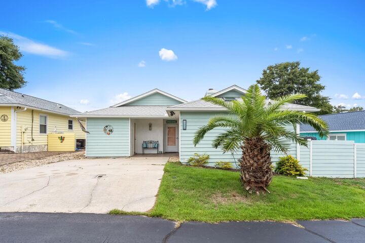 Property Photo:  728 Sweetgum Ln.  SC 29582 