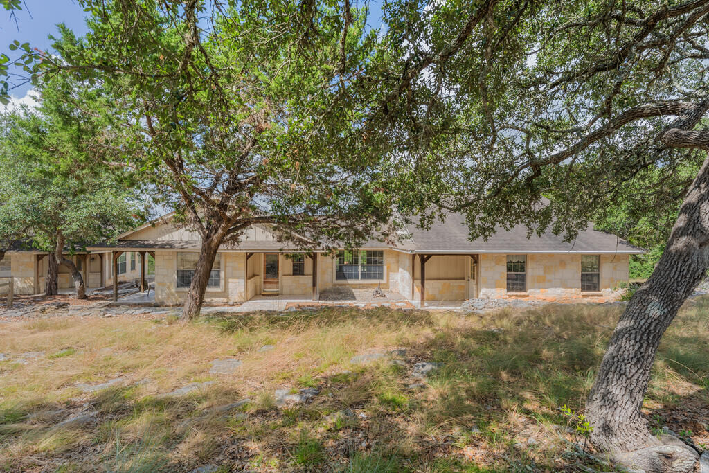 Property Photo:  141 Drew Lane  TX 78028 