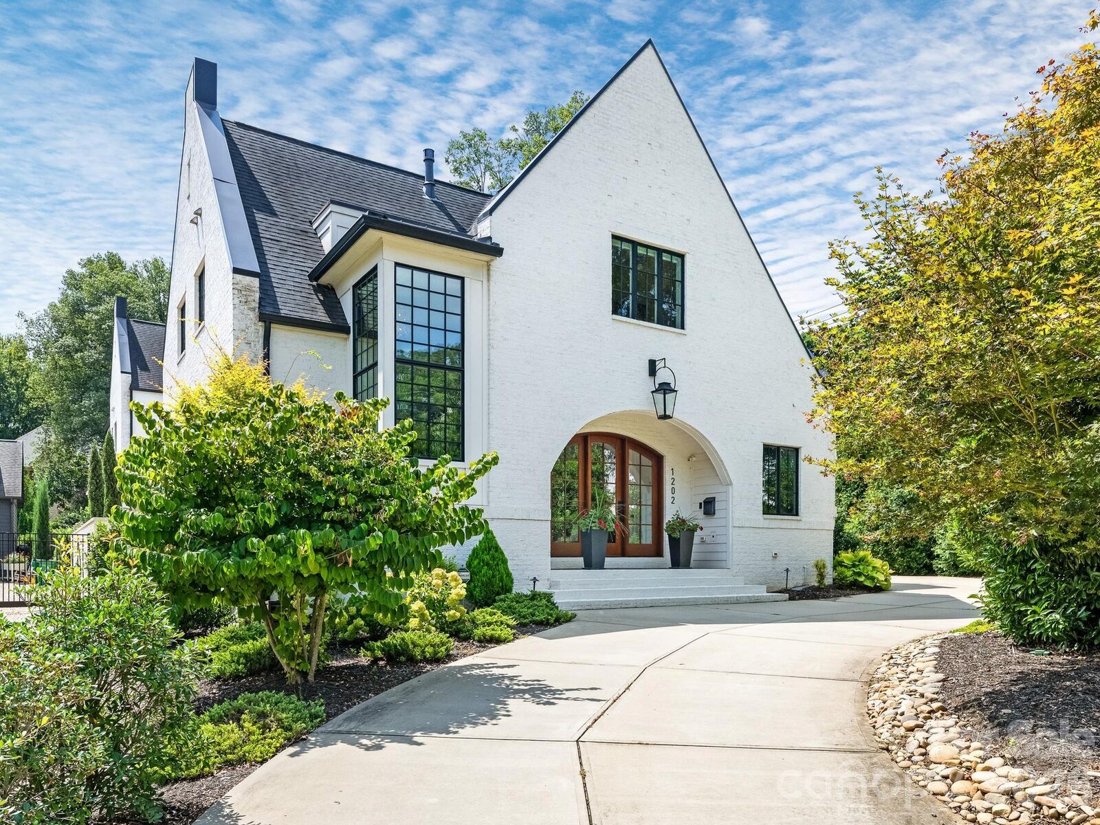 Property Photo: 1202 Townes Road NC 28209