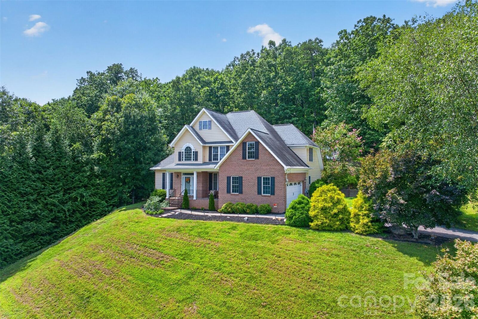 Property Photo:  7940 Oakmont Court  NC 28602 