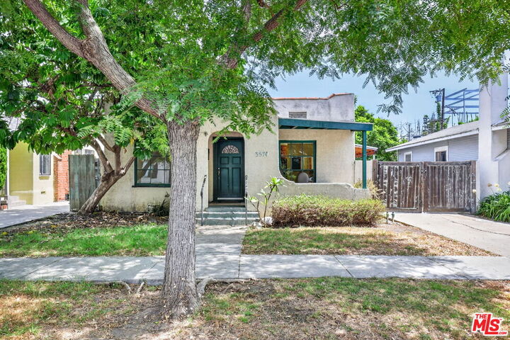 Property Photo: 3574 Schaefer St CA 90232