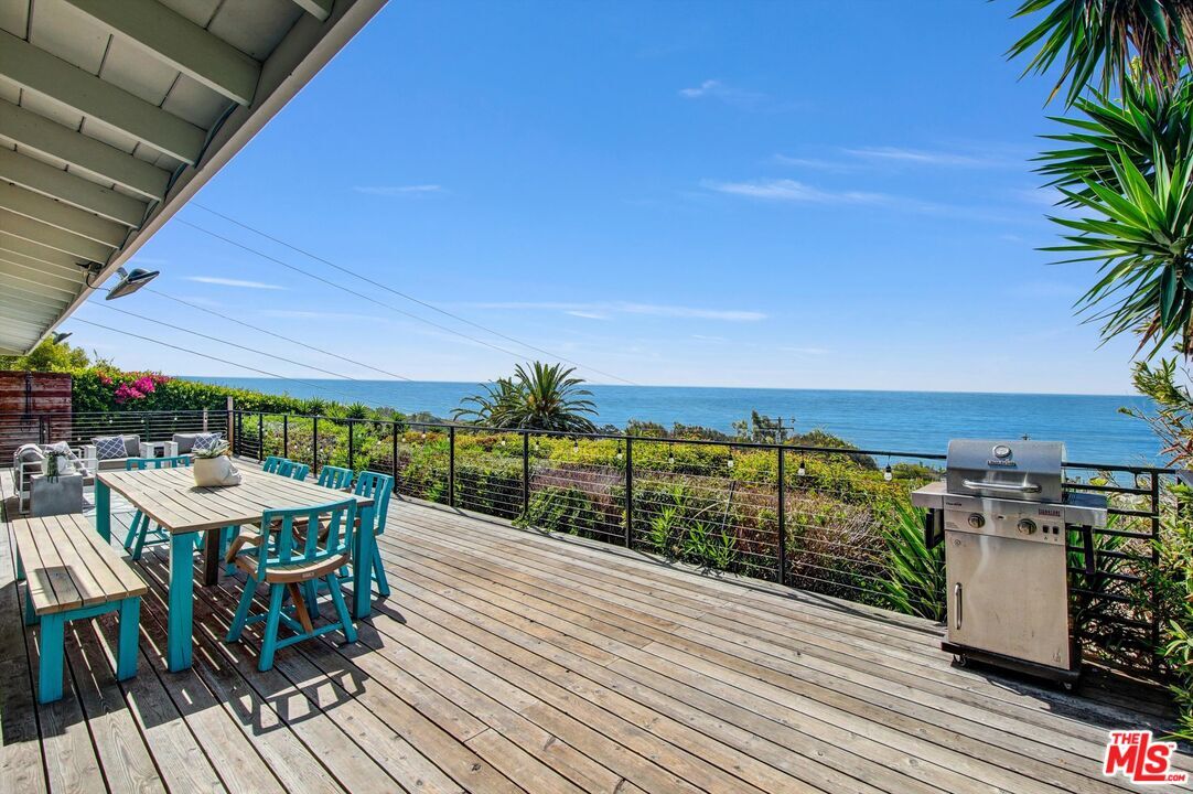 Property Photo:  33333 Pacific Coast Hwy  CA 90265 