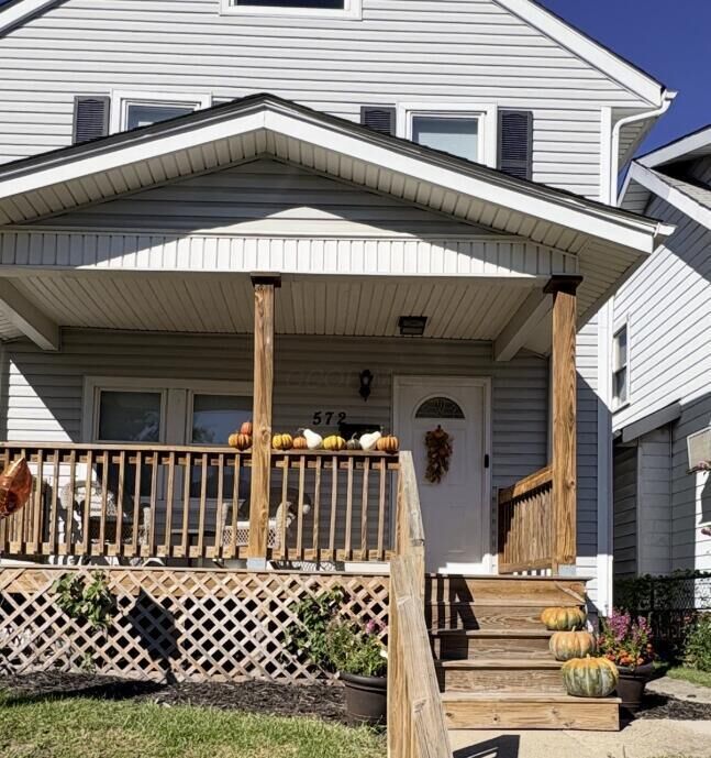 Property Photo: 572 Frebis Avenue OH 43206
