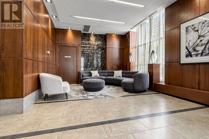 Property Photo:  2015 Sheppard Avenue East 2910  ON M2J 0B3 