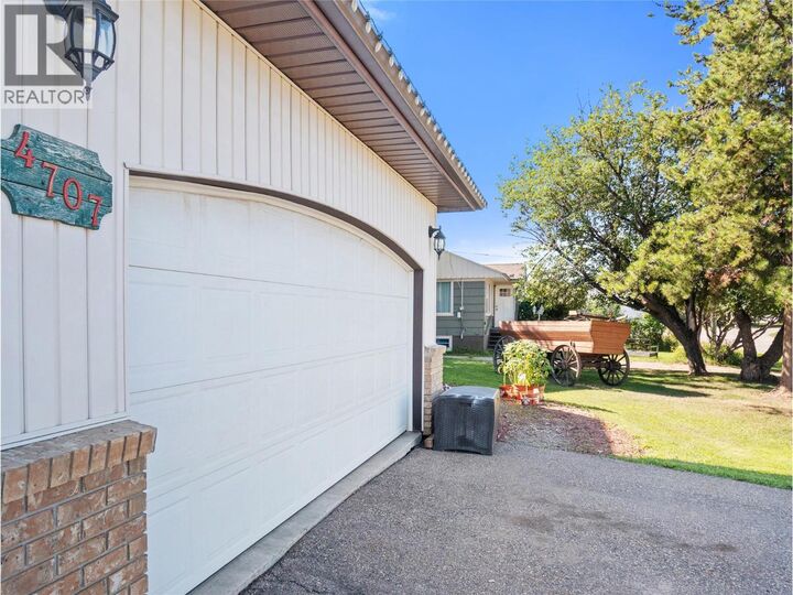 Property Photo: 4707 51 Street BC V0C 2C0