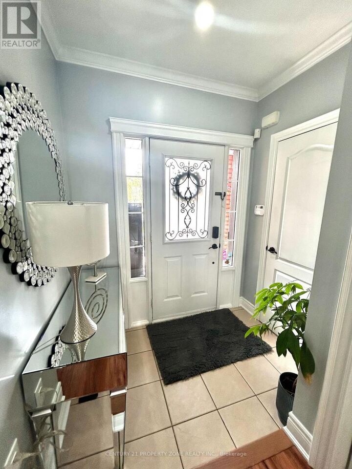 Property Photo:  91 Monaco Court  ON L7A 1X2 