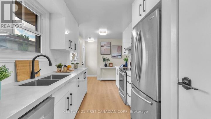 Property Photo:  167 Carlyle Drive  ON N5V 3J1 