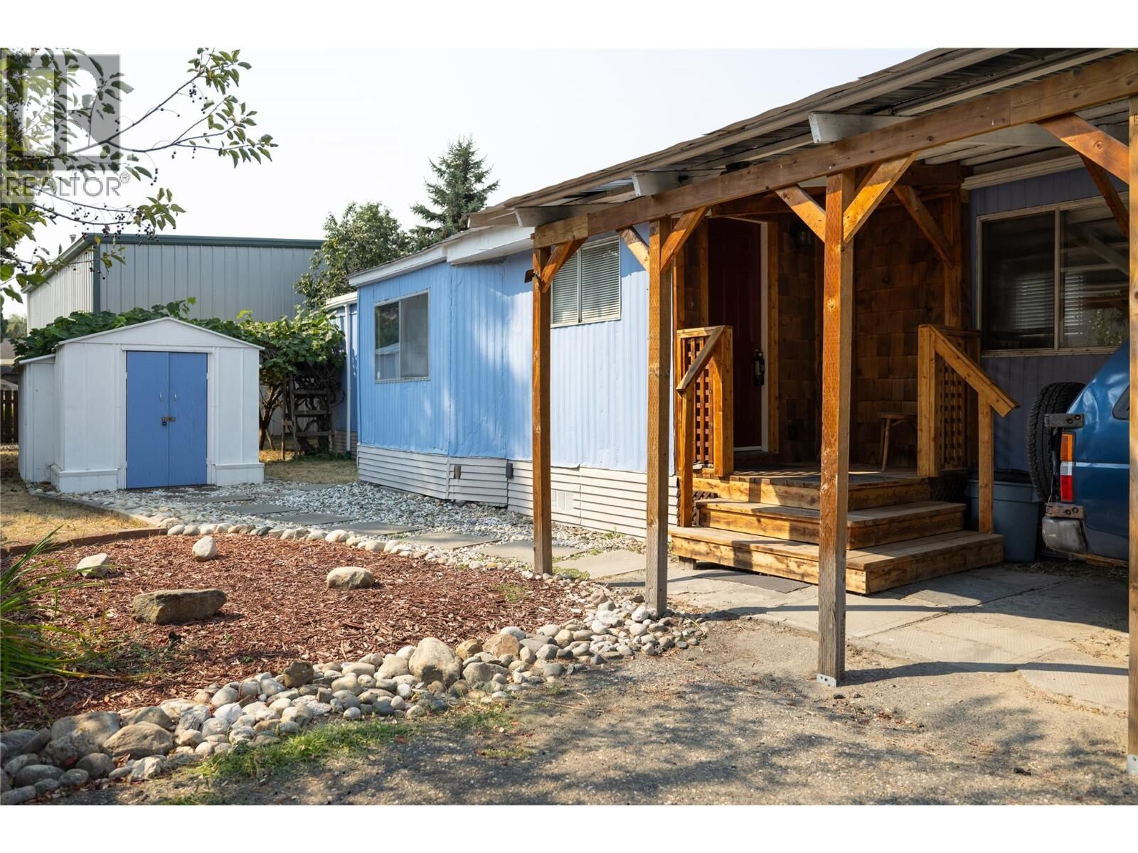 Property Photo:  15401 Kalamalka Lake Road 67  BC V1B 1Z3 