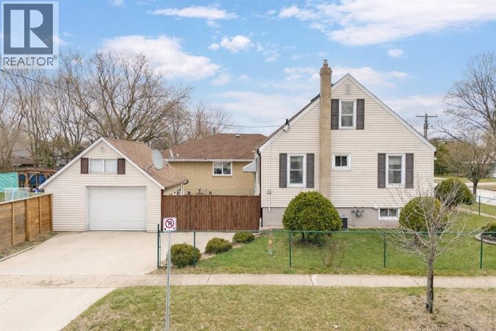 Property Photo:  748 Alexander Street  ON N7T 5G8 