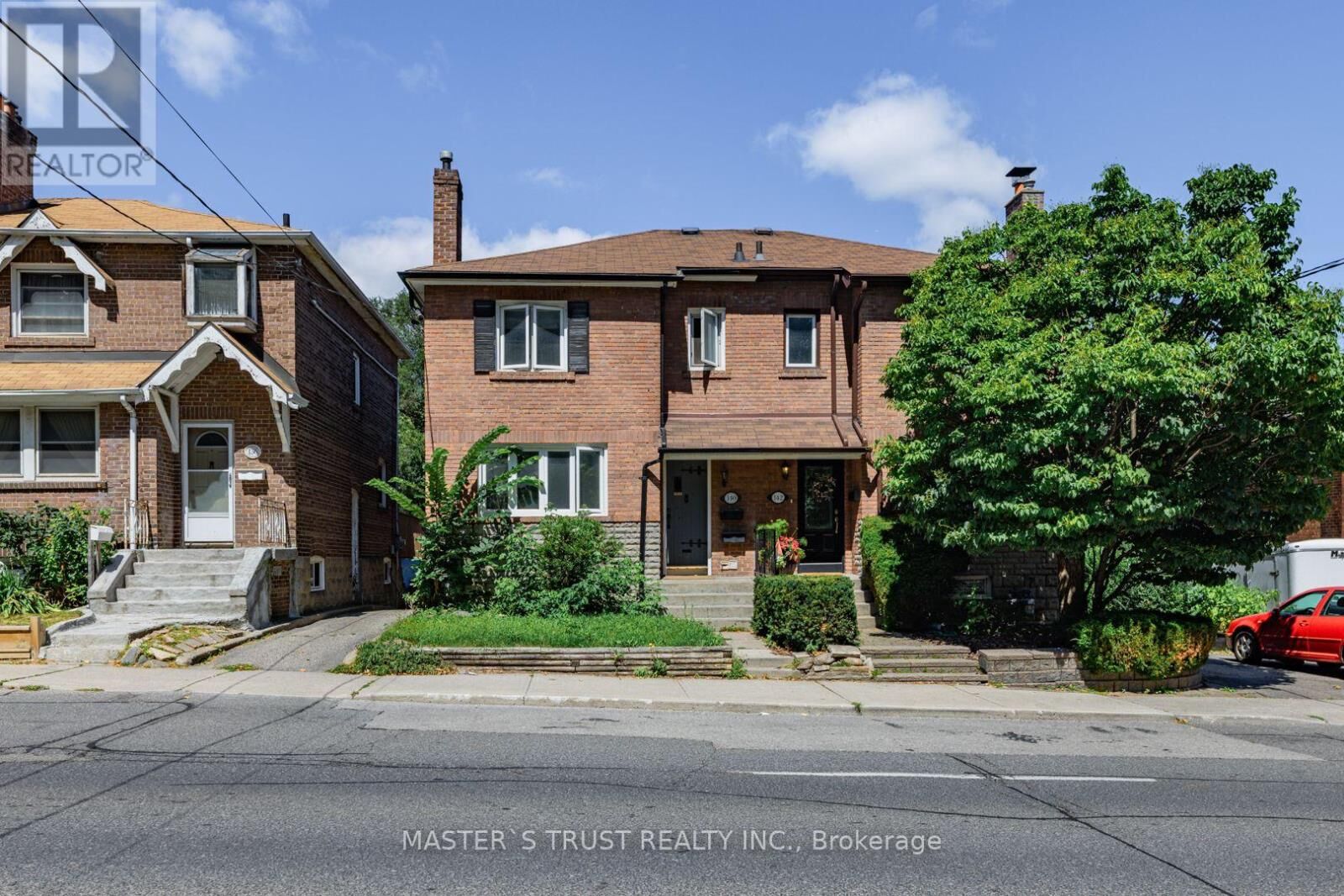 Property Photo:  140 Davisville Avenue Bsmt  ON M4S 1E8 