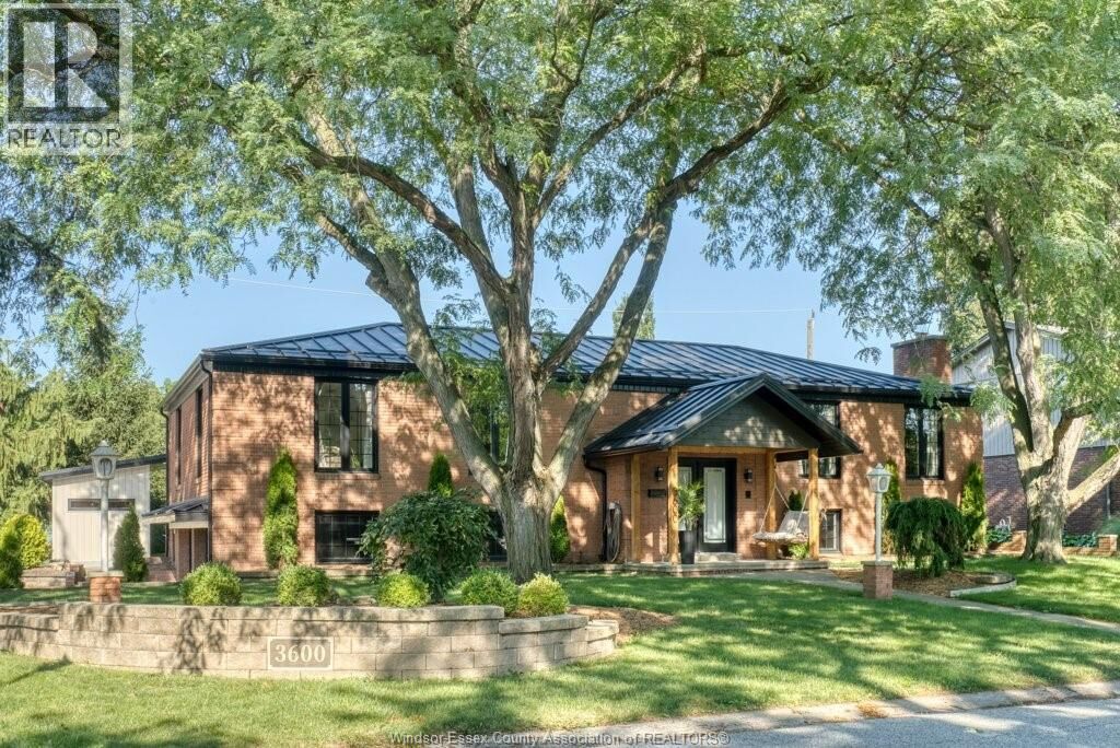Property Photo:  3600 Huntington Avenue  ON N9E 2N3 