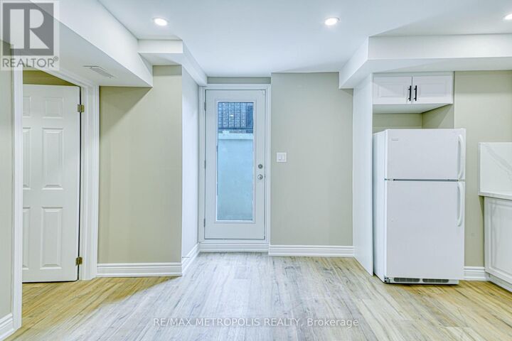 Property Photo:  1201 Chateau Court Bsmnt  ON L1X 0M1 