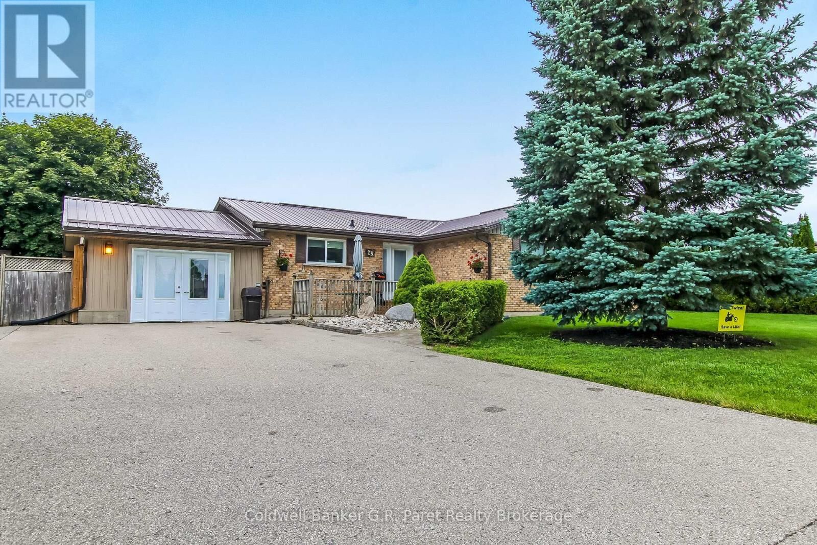 Property Photo:  28 Peggy Avenue  ON N0J 1N0 