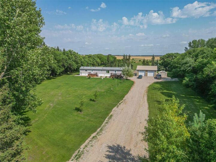 Property Photo: 70101 Pth 250 Highway North MB R0K 1X0