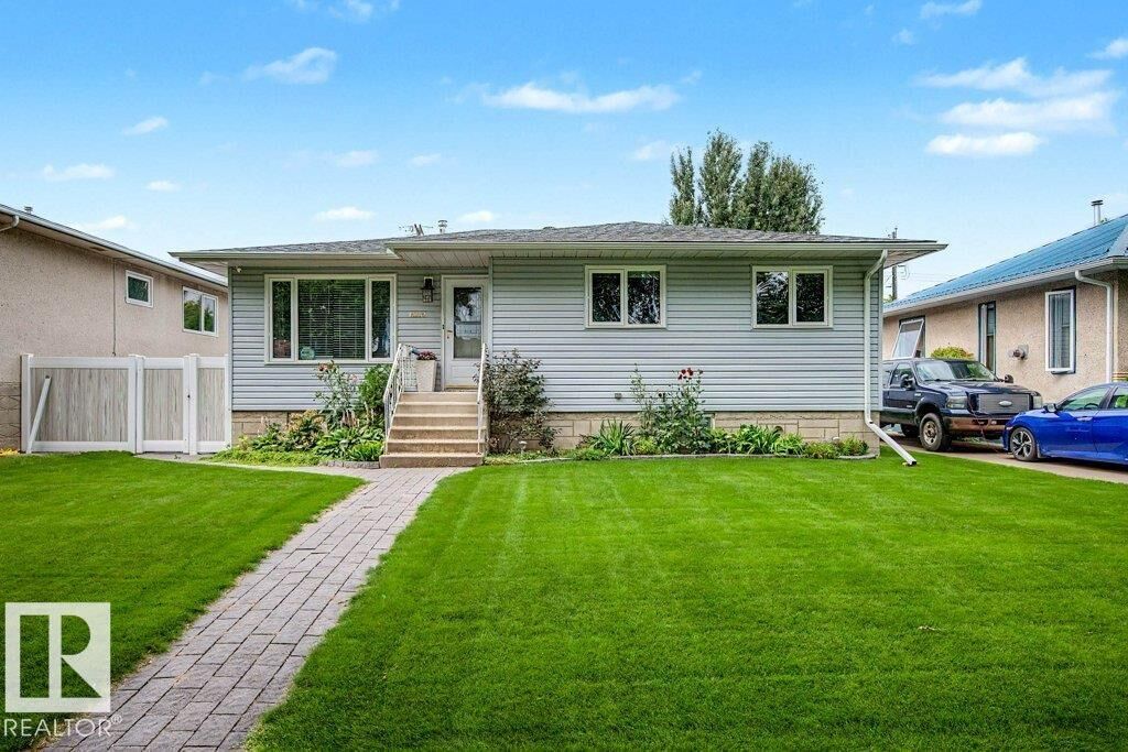 Property Photo:  12112 38 Street NW  AB T5W 2J1 