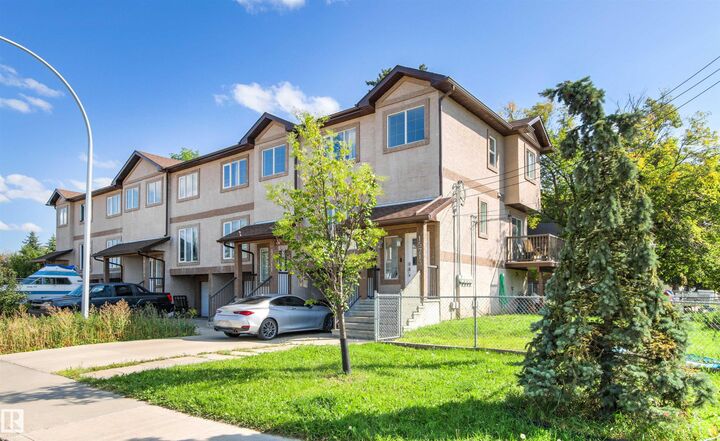 Property Photo:  15713 102 Avenue NW  AB T5P 4M5 