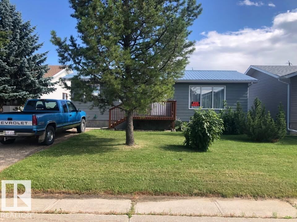 Property Photo:  4619 43 Street  AB T0E 1N0 