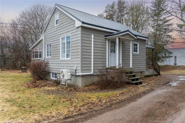 33 Magnolia Avenue — photo 1