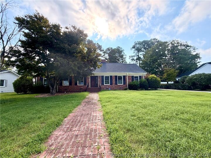 Property Photo: 514 N Ballance Street NC 38484ro