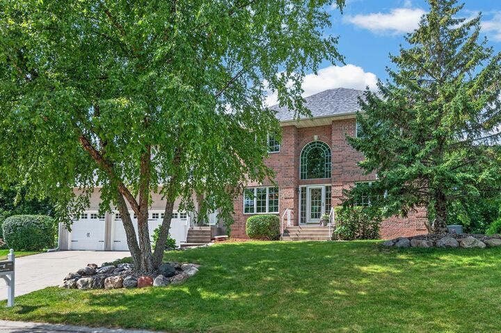 Property Photo:  1145 Cove Circle  MN 55364 