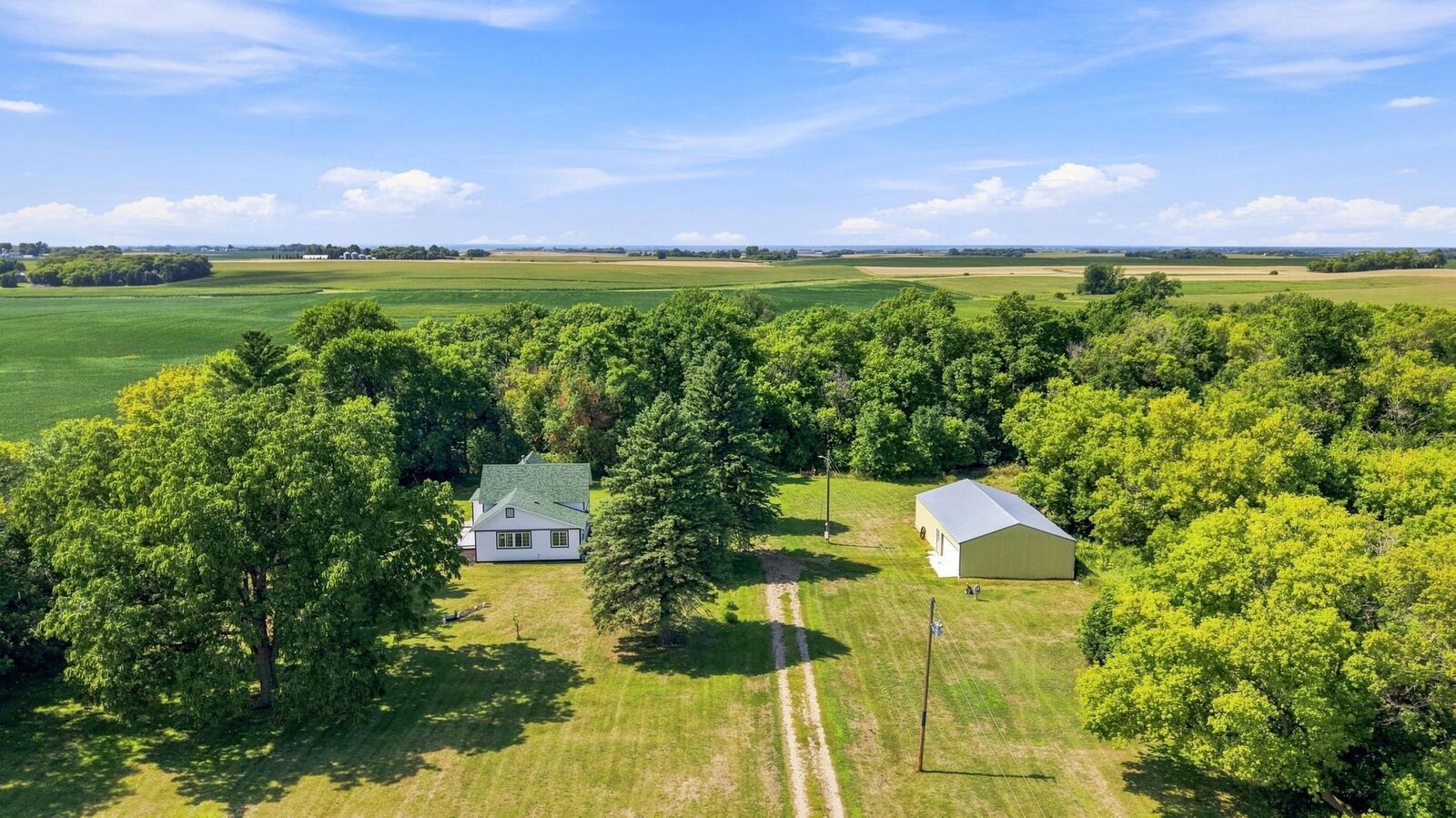 Property Photo: 38401 County Highway 21 MN 56579