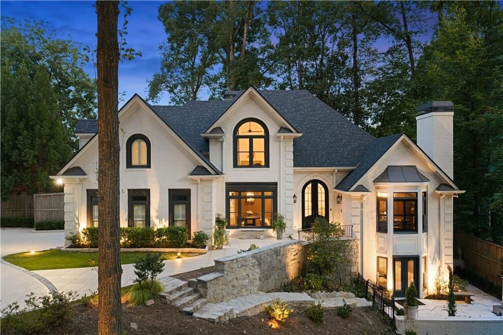Property Photo:  1466 Peachtree Battle Avenue NW  GA 30327 