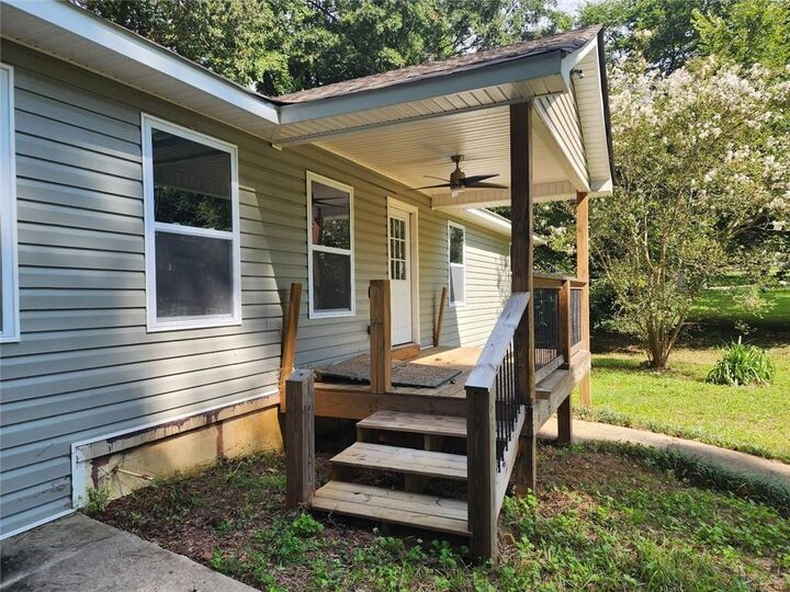 Property Photo:  561 Knollwood Drive  GA 30281 