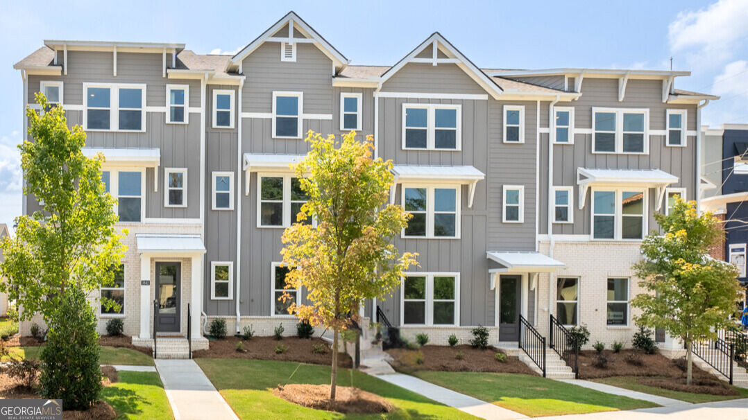 Property Photo:  308 Laurel Lane 2005  GA 30354 