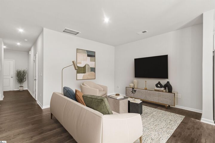 Property Photo: 319 Abingdon Way SC 29651