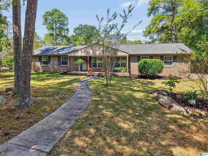 Property Photo: 304 N Burbank Drive AL 35226