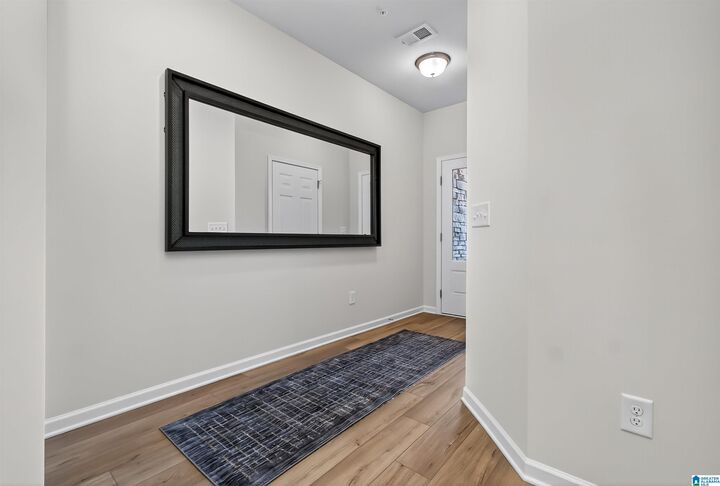 Property Photo:  4519 Village Springs Square 8  AL 35068 