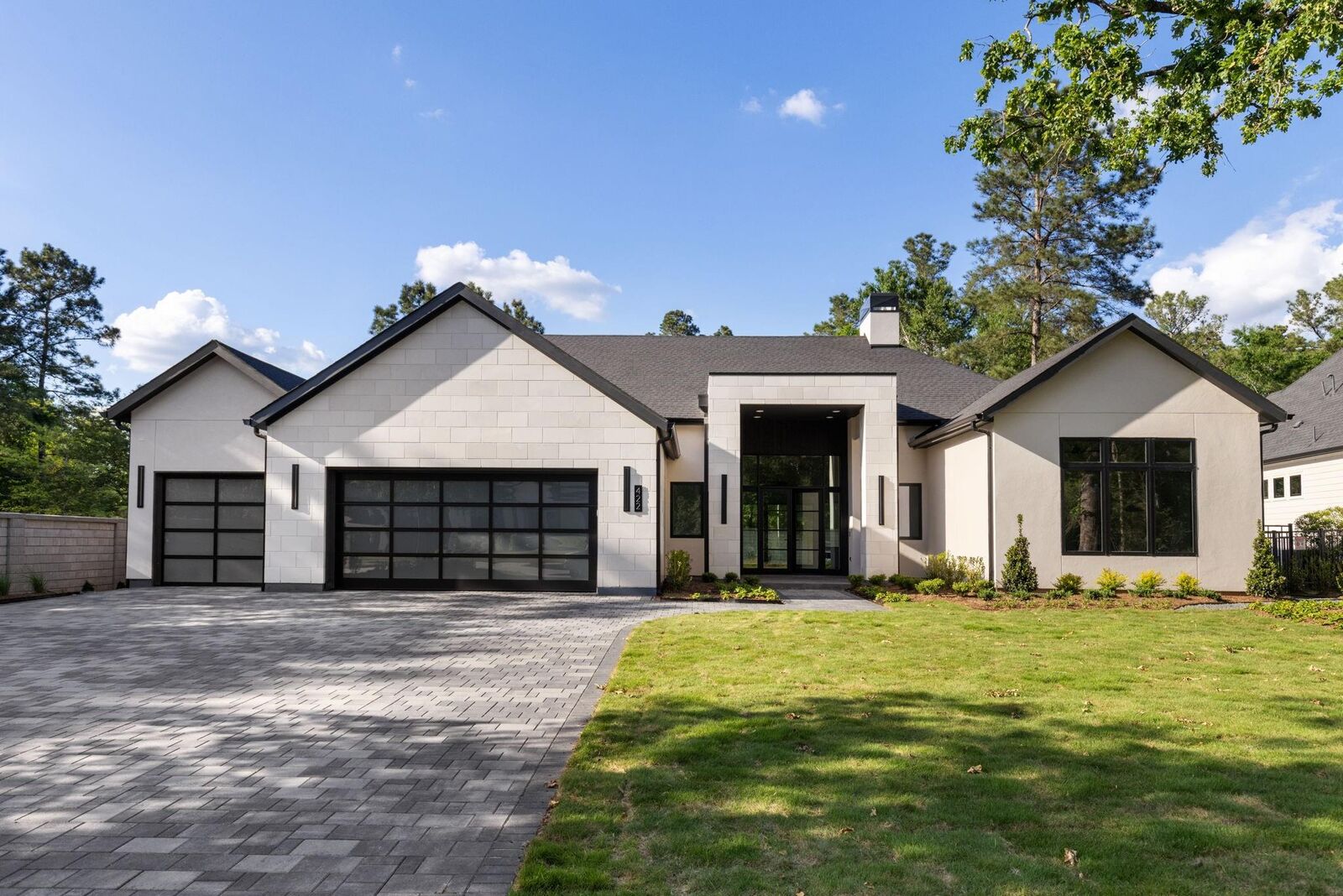 Property Photo:  422 N Copa Palm Loop  TX 77316 