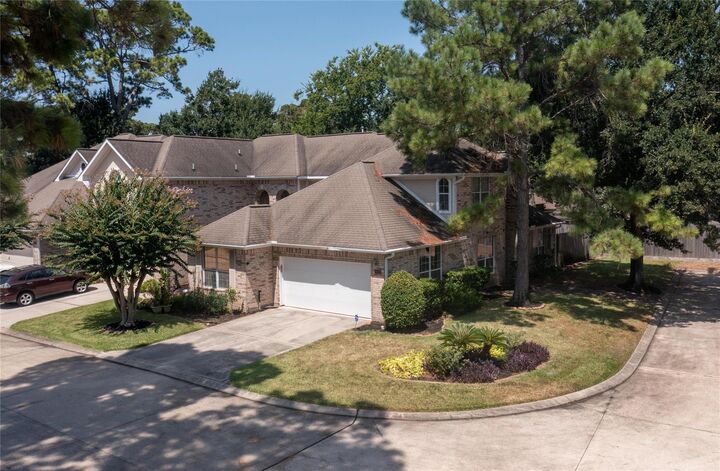 Property Photo: 2006 Marchwood Manor Drive TX 77090
