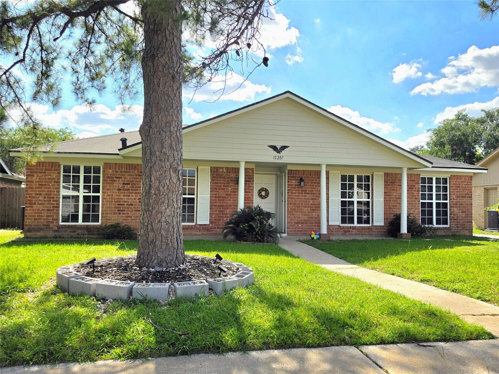 Property Photo: 11207 Broadsweep Drive Drive TX 77064