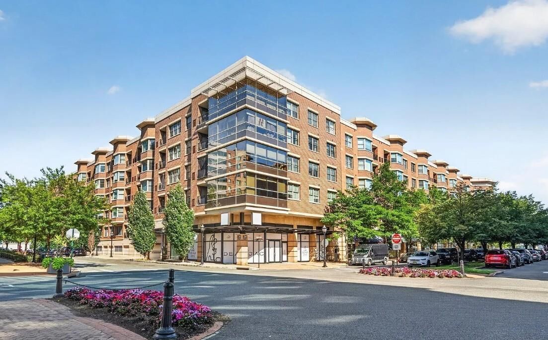 Property Photo:  20 Avenue At Port Imperial 531  NJ 07093 