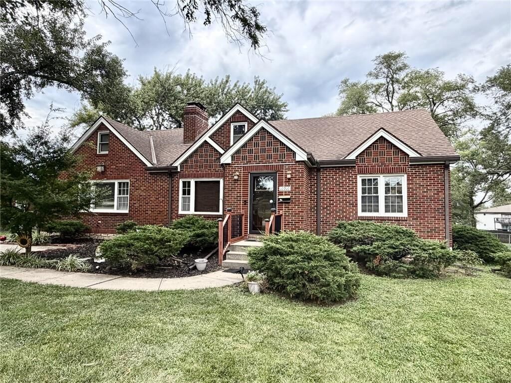 Property Photo: 10910 W 67 Street KS 66203