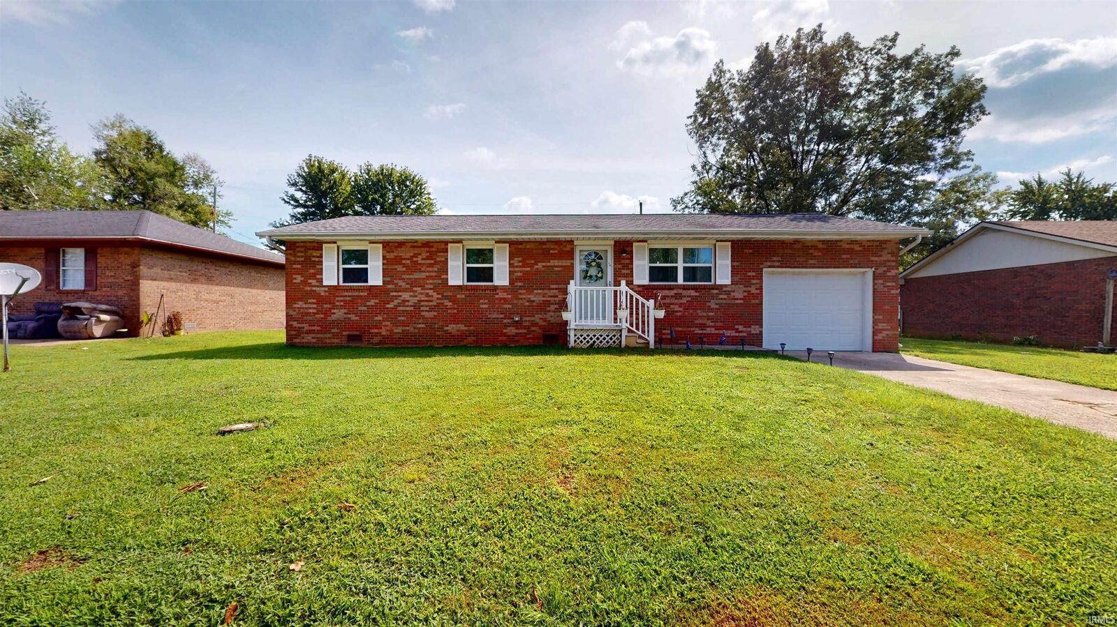 Property Photo:  1108 Perkins Drive  IN 47601 