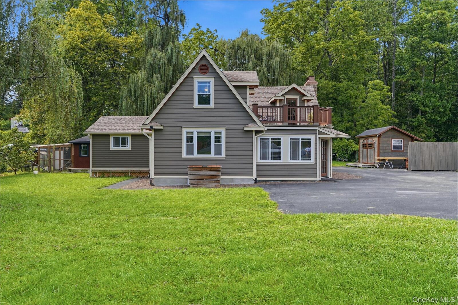 Property Photo: 2083 State Route 32 NY 12401