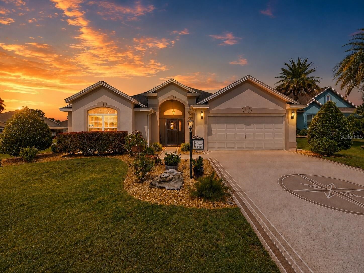 Property Photo:  1451 Luckett Court  FL 32163 