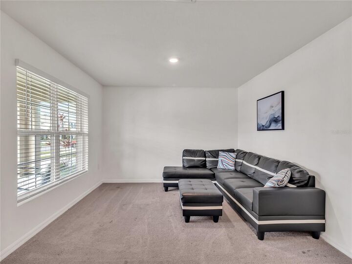 Property Photo:  16762 Sunburst Lake Street  FL 33598 