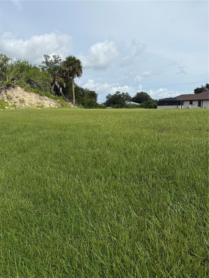 Property Photo:  3588 Como Street  FL 33948 