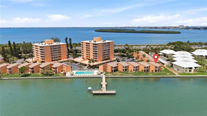 Property Photo:  7400 Sunshine Skyway Lane S 111  FL 33711 