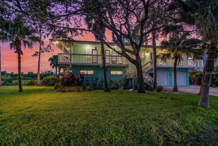 Property Photo: 7500 141st Street FL 33776