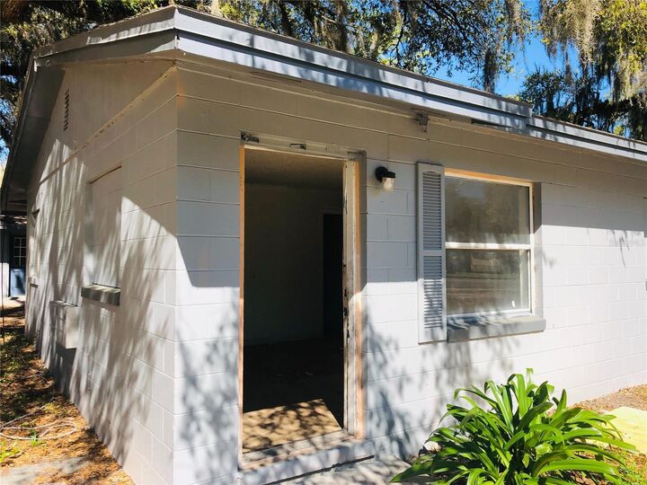 Property Photo:  411 Kilgore Street  FL 34785 