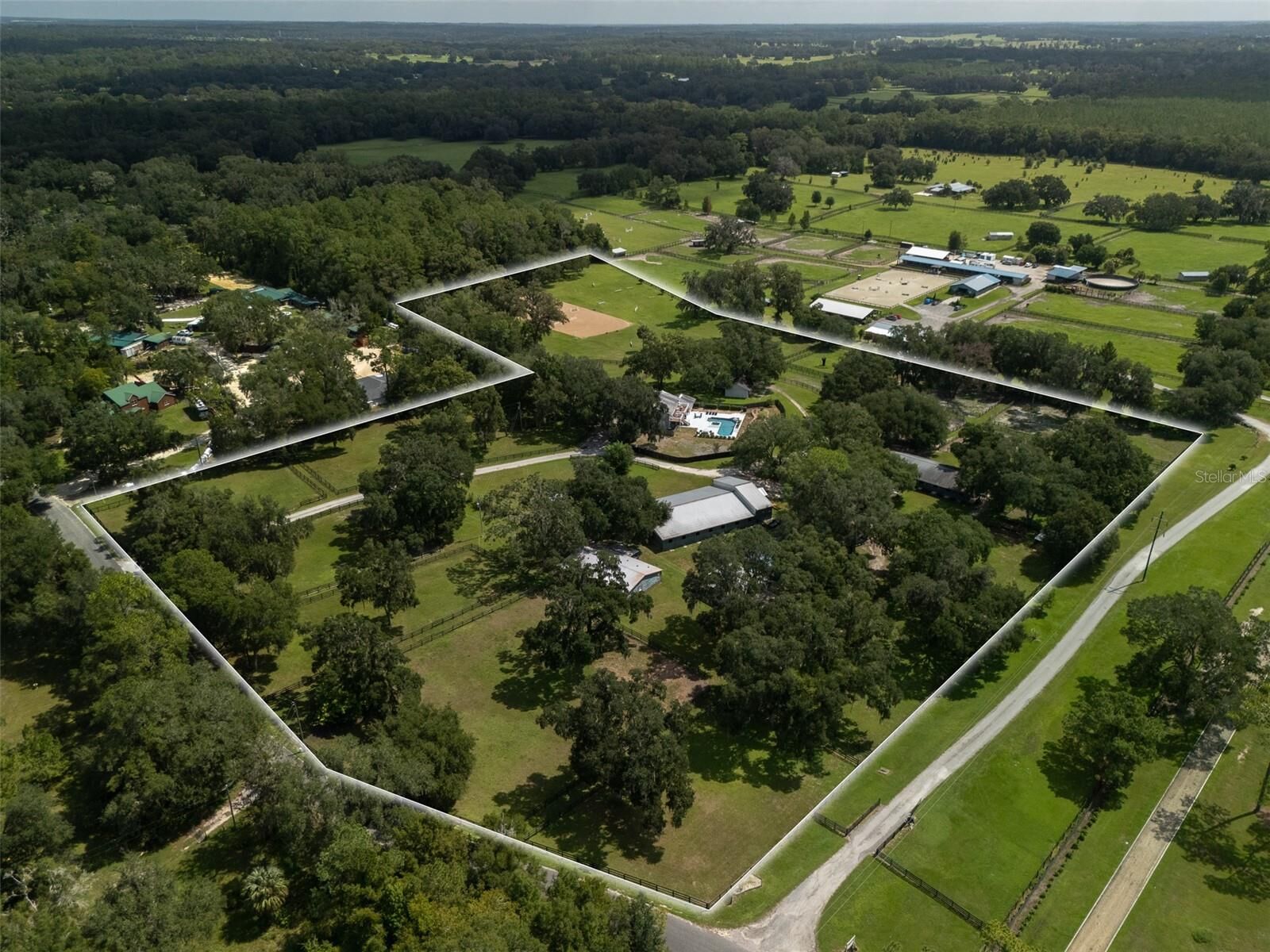 Property Photo:  9255 NW 115th Avenue  FL 34482 