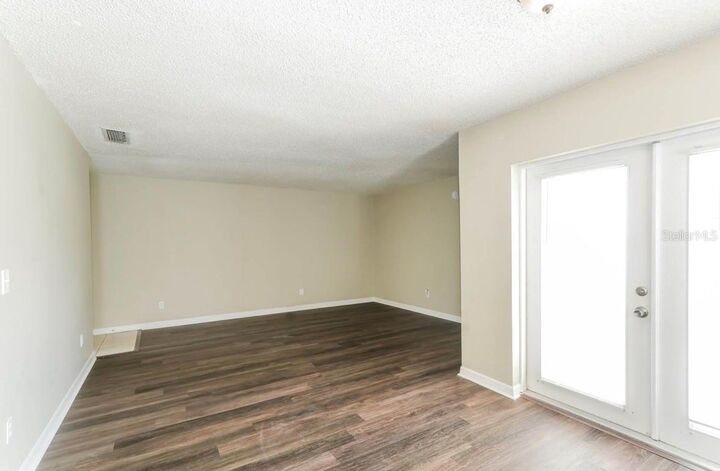 Property Photo:  10536 Chadbourne Drive  FL 33624 