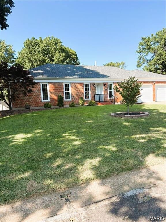 Property Photo: 5849 Oak Branch Drive MO 63128