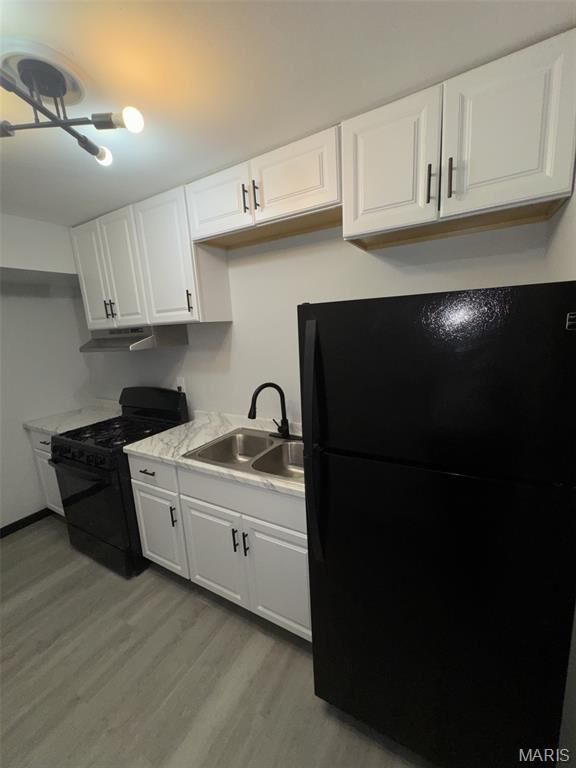 Property Photo: 10605 Dunkeld Circle MO 63137