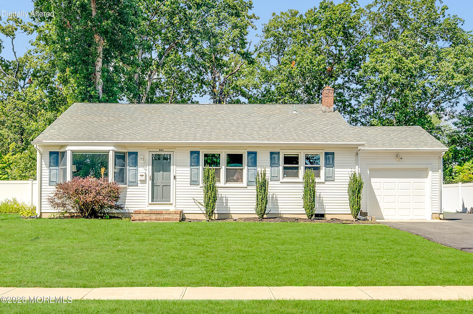 Property Photo:  864 Roundtree Drive  NJ 08753 